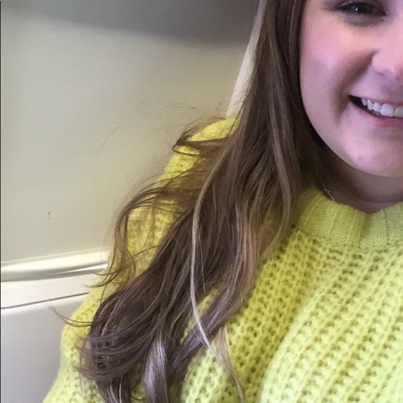 Meet your Posher, Callie - Picture 3 of 3